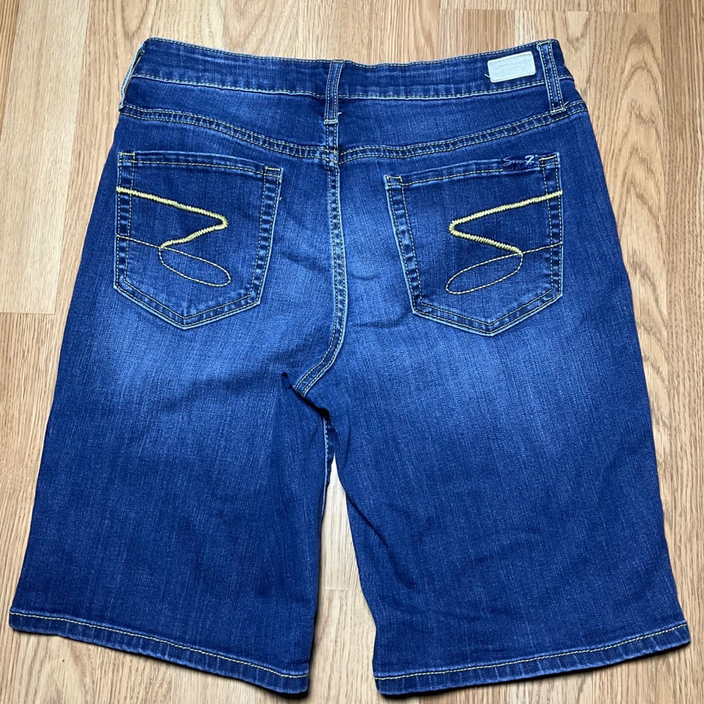 Seven7 Womens Bermuda Denim Shorts Dark Wash Blue Embroidered Size 8